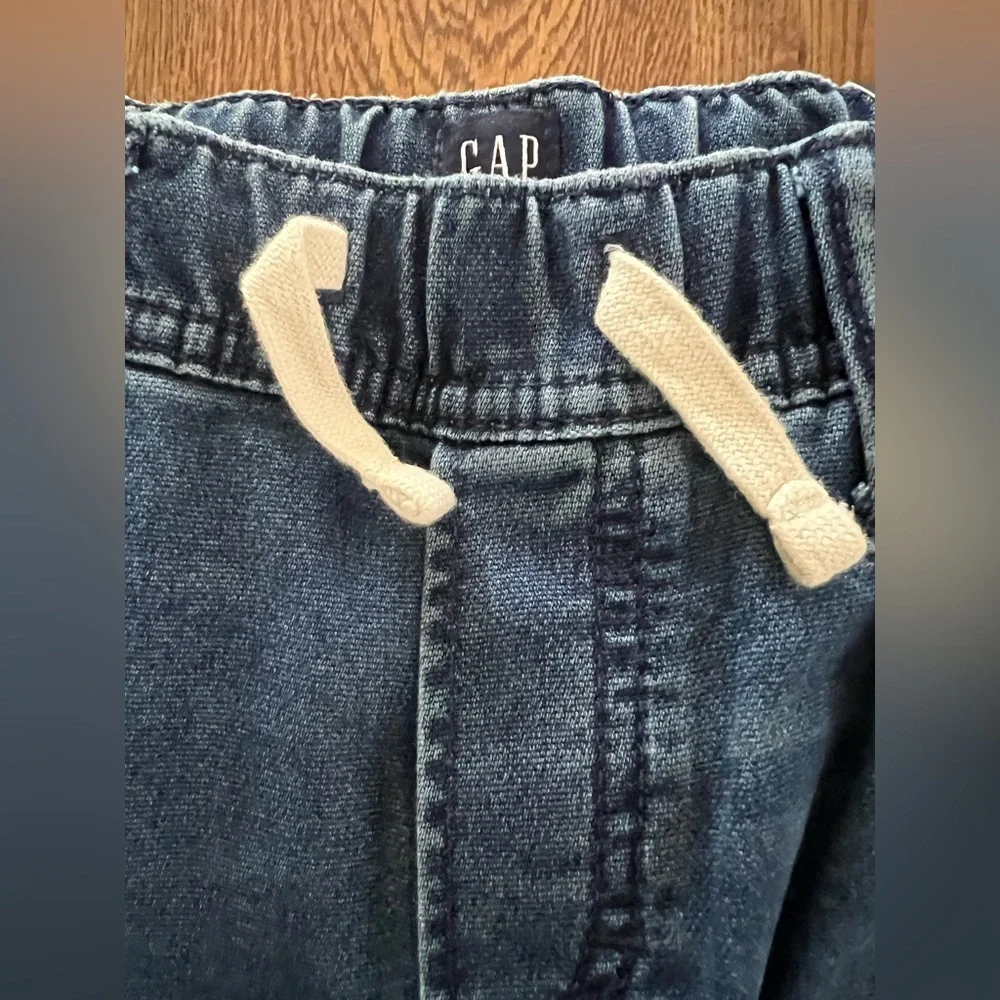 NWT Boys Gap Kids Pull-on stretch slim leg denim jeans in Boys size L